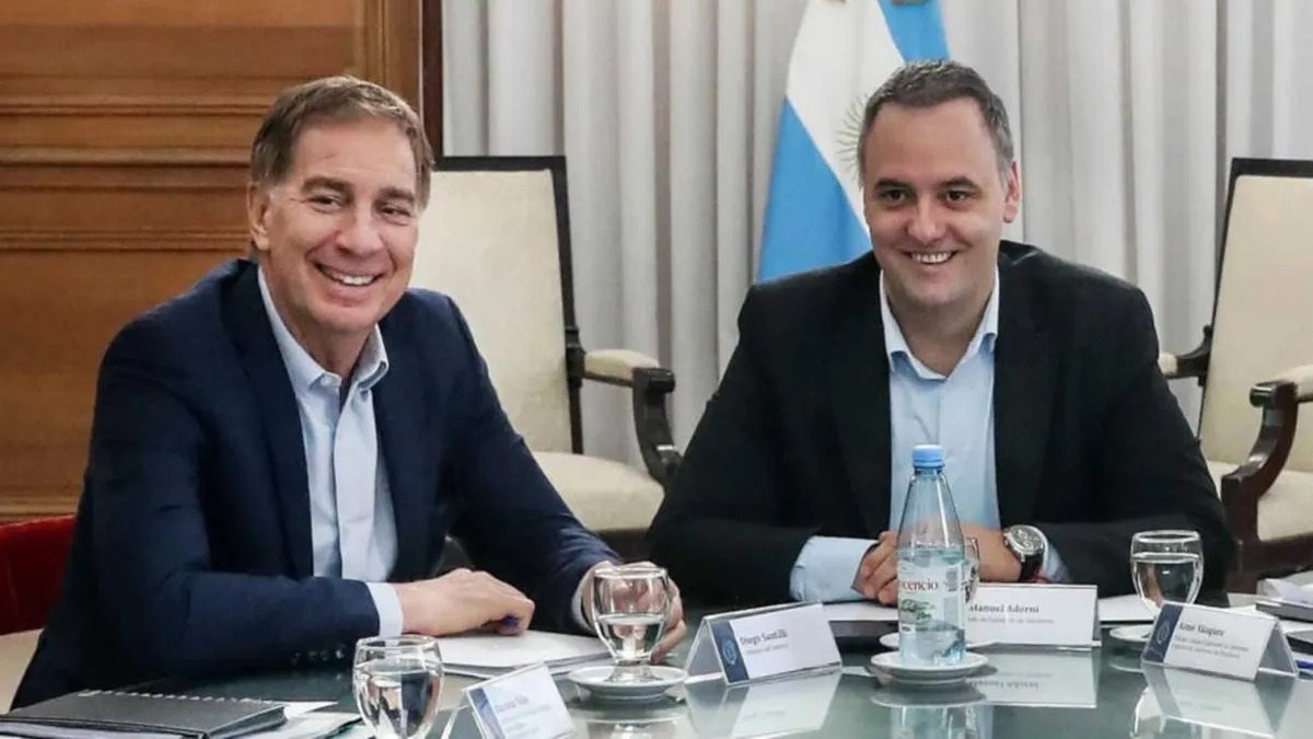 Diego Santilli se reúne con Adorni antes de asumir como jefe de Gabinete y debuta el nuevo vocero presidencial