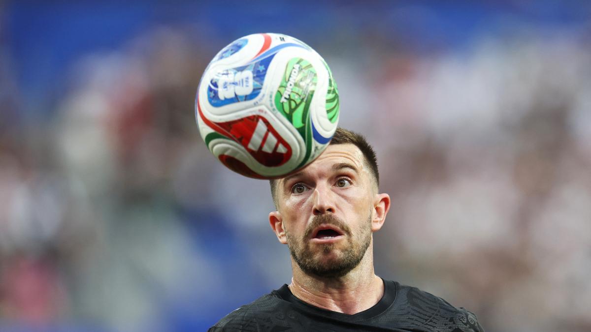 Tim Payne jugó su primer partido mundialista en la historia: ¿Cómo le fue?