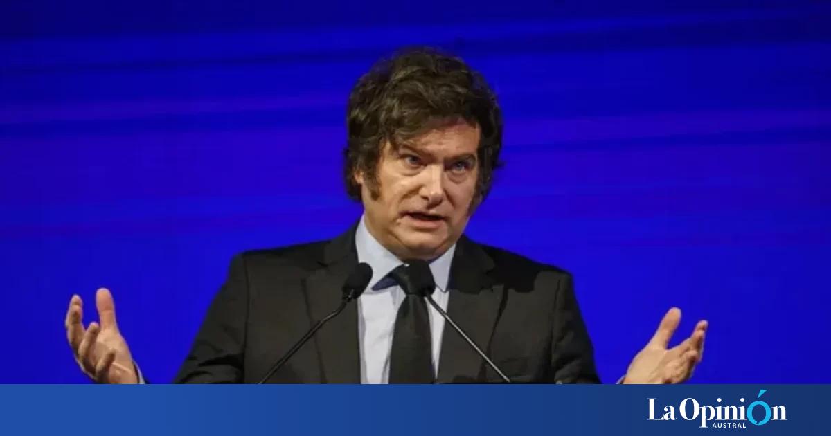 Milei criticó a Florencia Peña por anunciar la falsa muerte del padre de Messi: "Chimentera de poca monta"