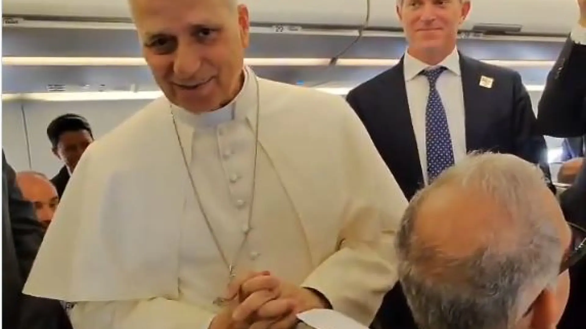 El Papa León XIV revela a su llegada a España que es del Real Madrid: "Eso es fácil"
