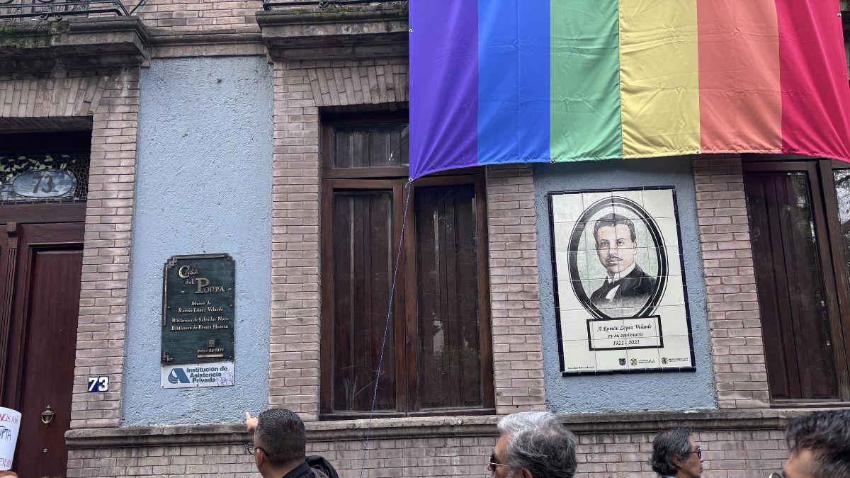 Respuesta positiva a los defensores de La Casa del Poeta