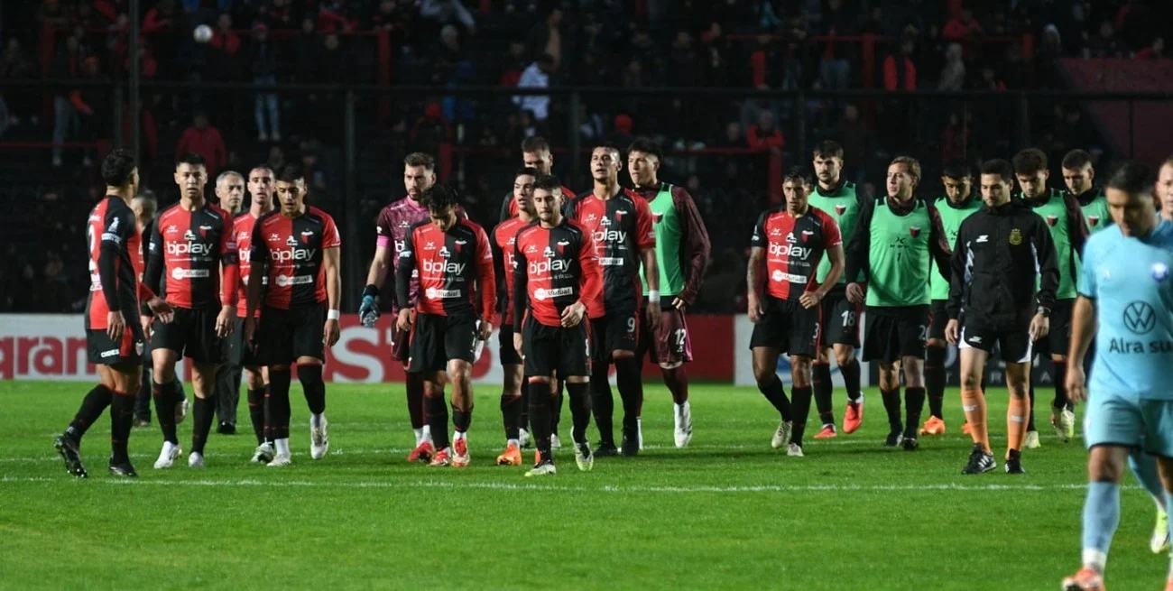 Colón visita a Defensores de Belgrano sabiendo que solo le sirve volver a ganar