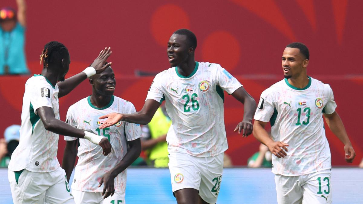 Quiere ser una amenaza: Senegal aplasta a Irak con show de Pape Gueye y se perfila ante Inglaterra