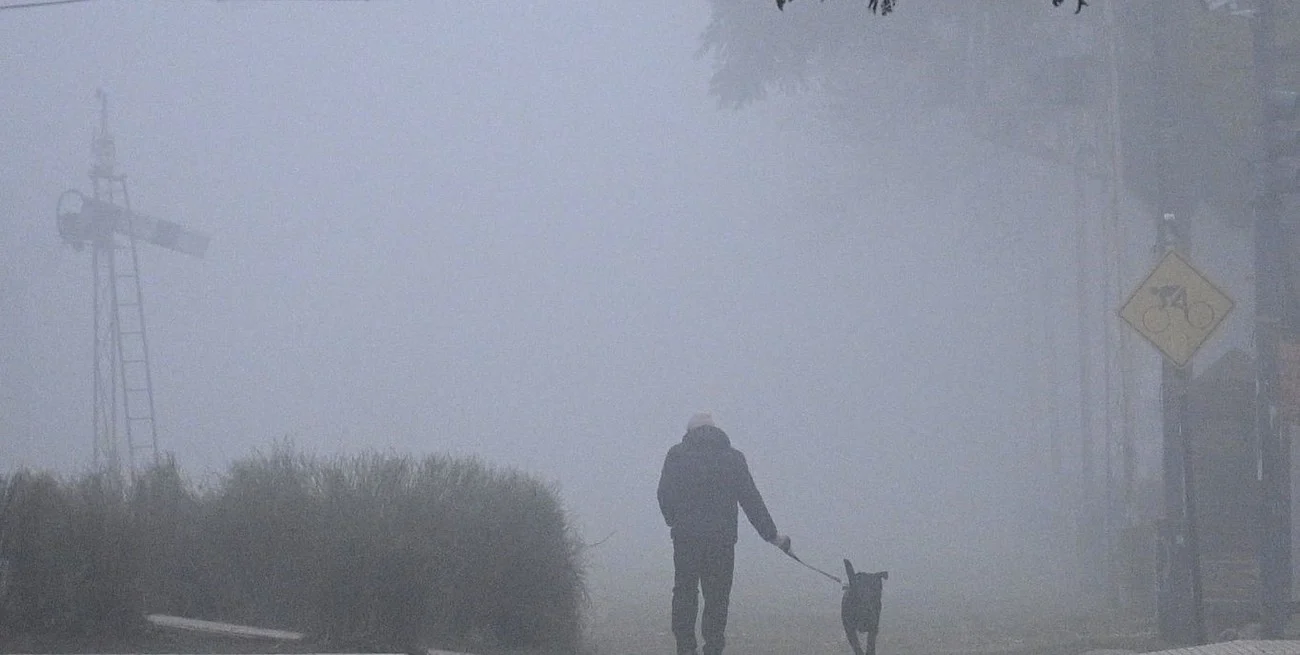 Alerta por niebla, visibilidad reducida y una máxima de 20°C para este viernes en la ciudad de Santa Fe