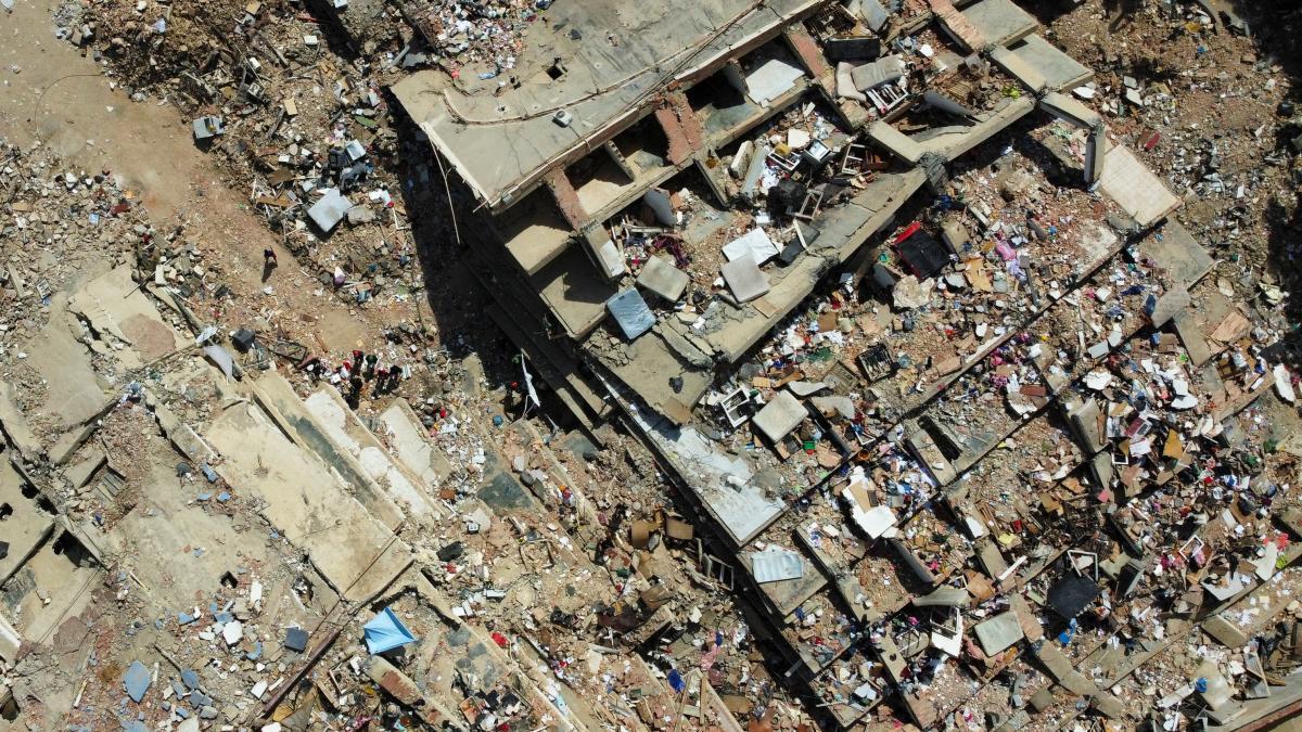 Sismos en Venezuela suman mil 450 muertos; tras la tragedia hay robos y saqueos