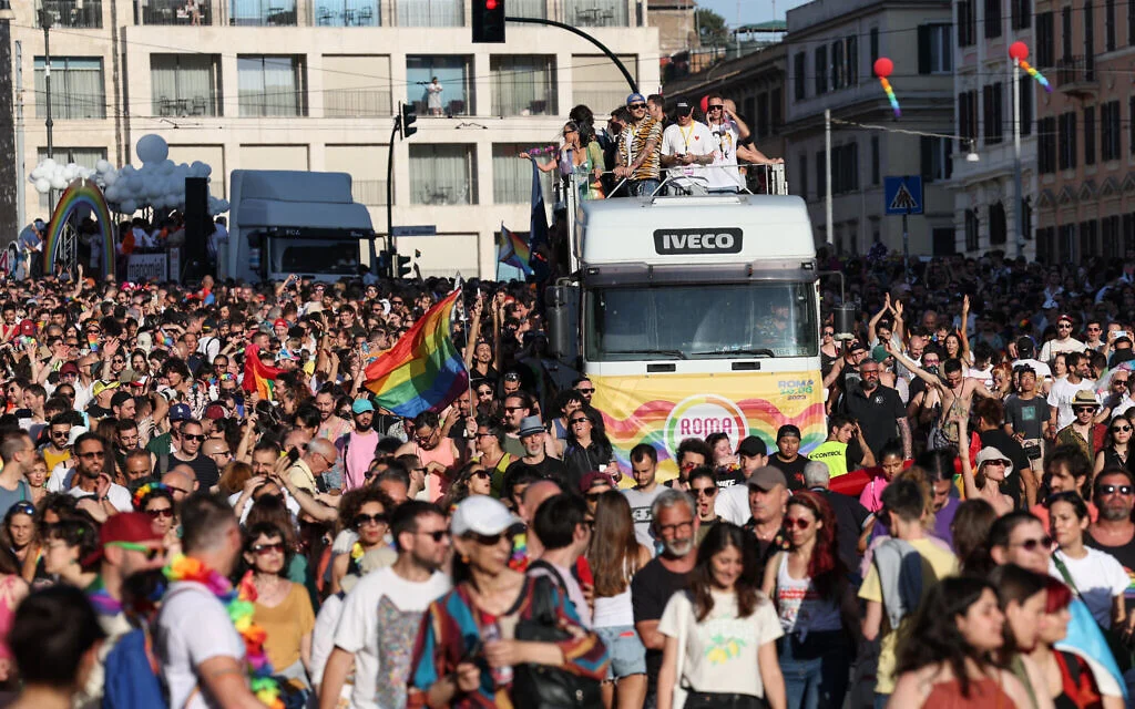 Israelis say they were attacked at Bologna Pride for carrying rainbow Star of David flag