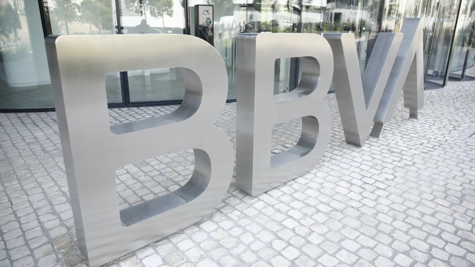 BBVA ofrece a sus clientes crear su propio paquete de seguros: hasta un 35% de descuento en pólizas de vida