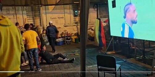 Ecuador: un muerto y seis heridos en ataque de sicarios de 16 años durante partido del Mundial