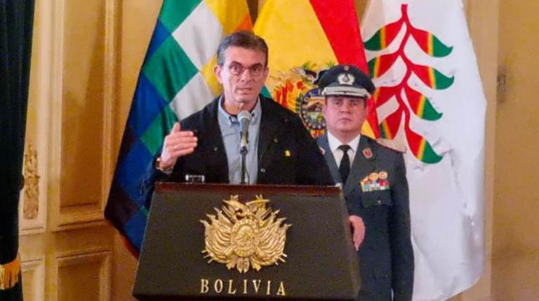 Paz anuncia ley para reglamentar estados de excepción: "esta es la batalla de todas las batallas"
