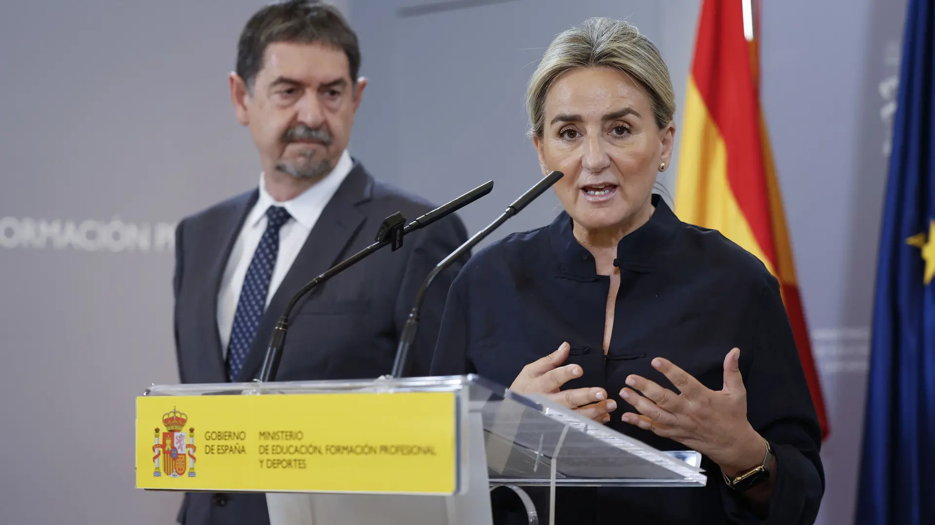 Educación culpa a las comunidades de las protestas de profesores: "El problema no existiría si hubiesen hecho su trabajo"