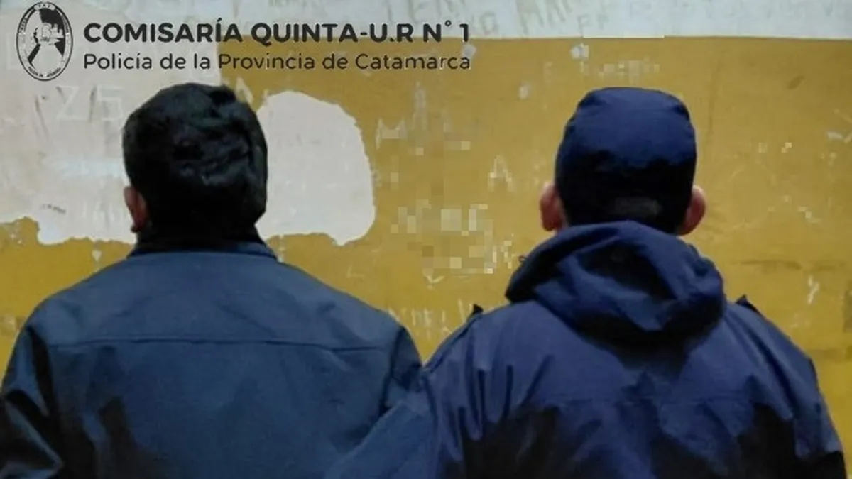 Joven agredió físicamente a su pareja mientras viajaban en colectivo de la capital