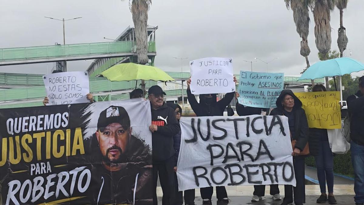 Familiares de José Roberto protestan en Hidalgo; exigen captura de su asesino