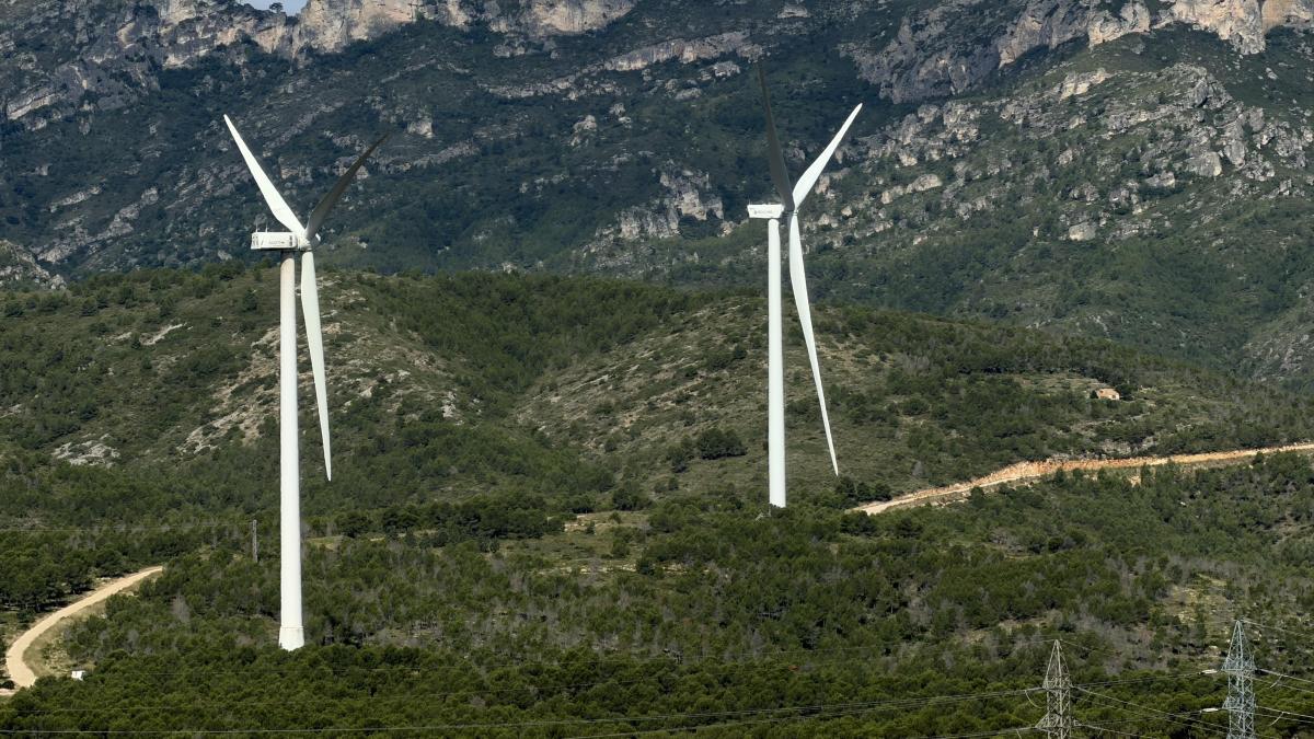 Catalunya eliminará en diez años 516 de los 850 molinos con grandes aerogeneradores