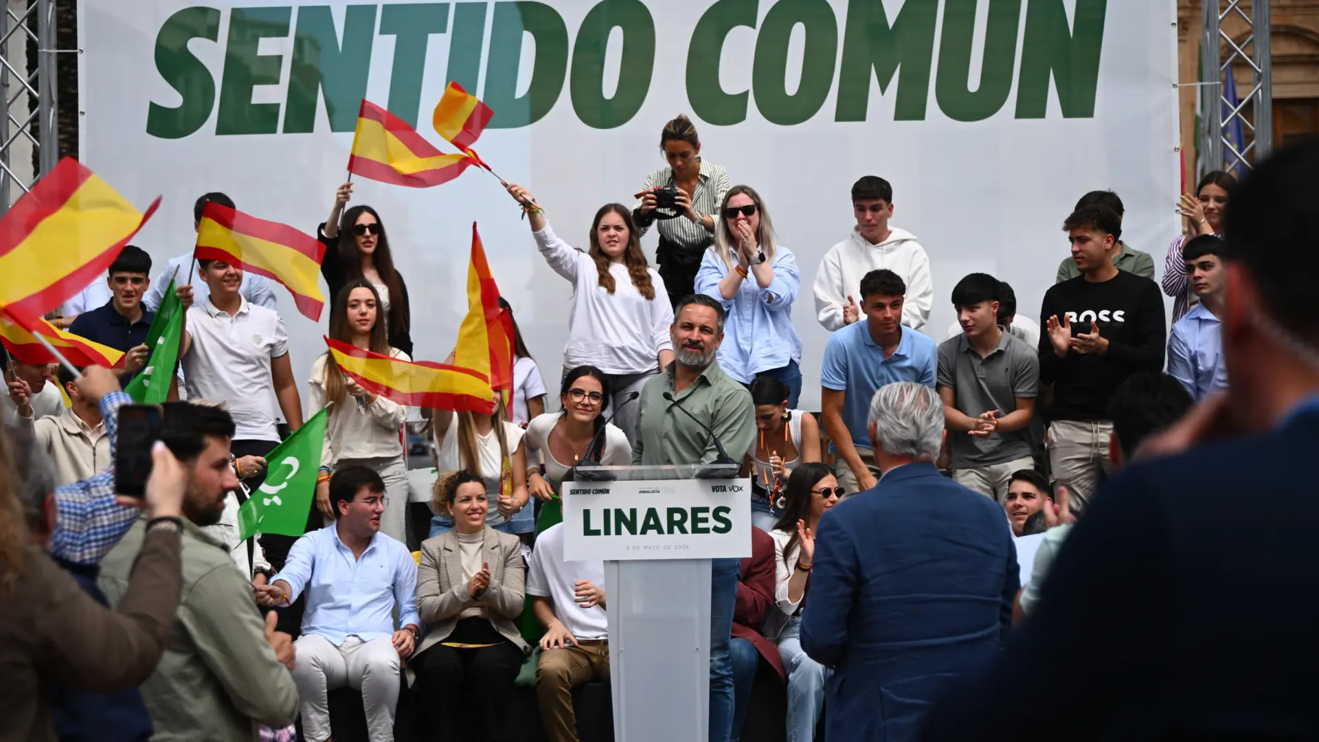 Vox quiere "desregulación integral" con derogación de leyes, simplificación de trámites y más competencias para el Estado