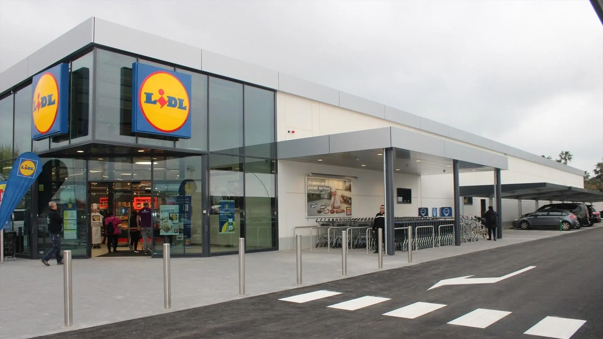 Lidl cierra con los sindicatos un preacuerdo para un convenio con subidas salariales de al menos el 15% hasta 2030