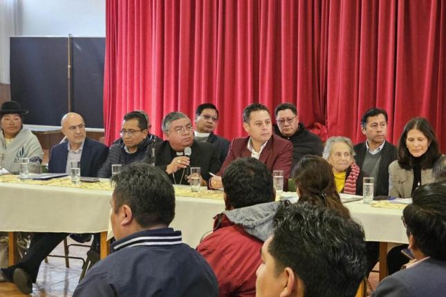 Comisión del Diálogo cita a un encuentro y luego lo suspende