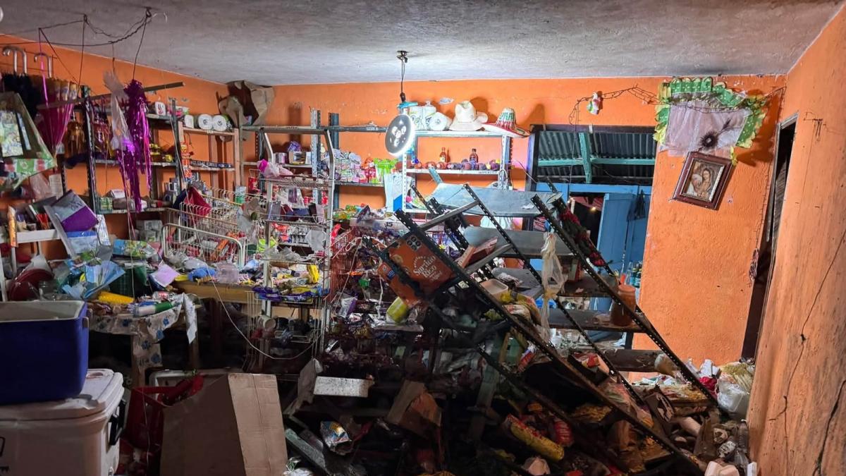 "Torito" pirotécnico provoca explosión en tienda; hay 23 lesionados