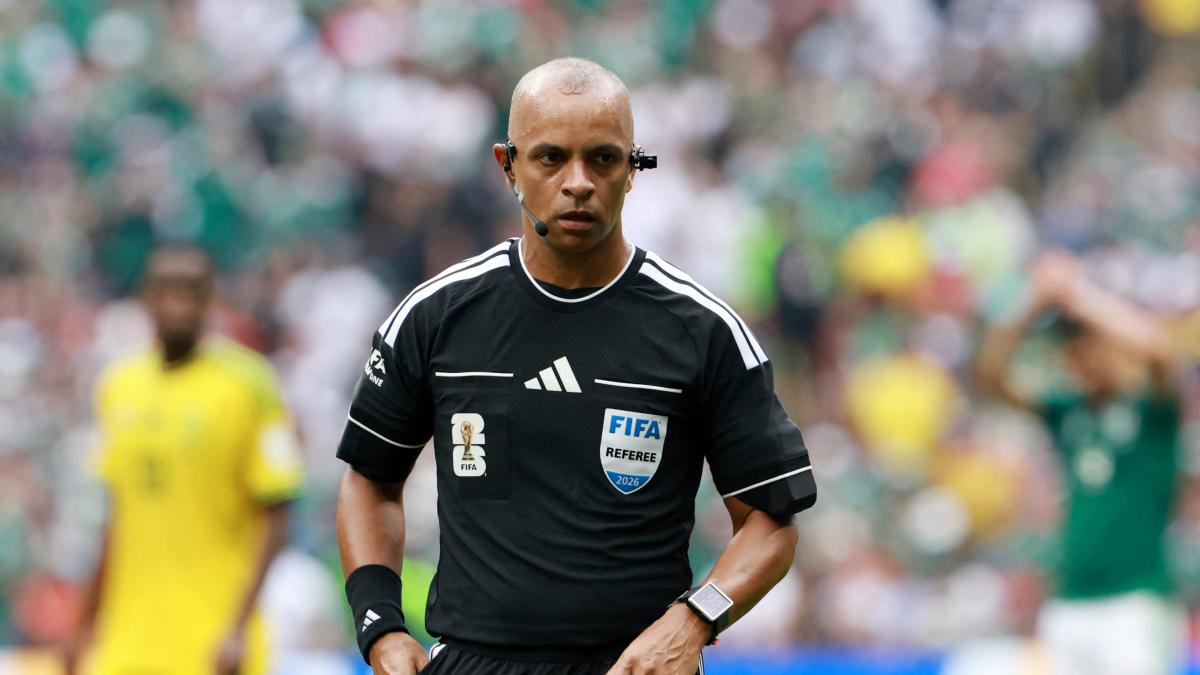 Revolución tecnológica: Así es el uniforme inteligente de los árbitros de FIFA