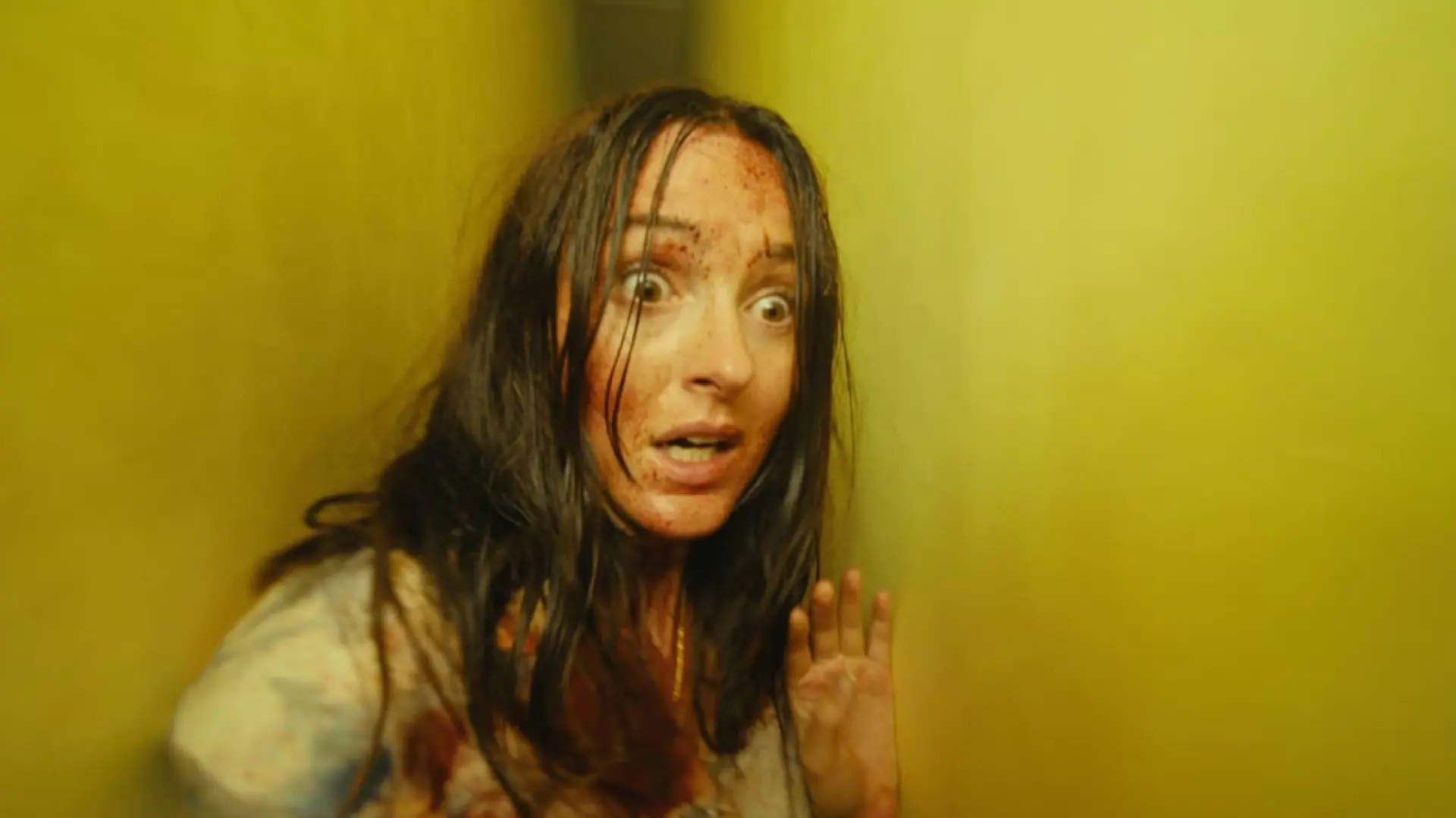 Crítica de 'Backrooms': la mejor película de terror del año es del director más joven en la historia de A24