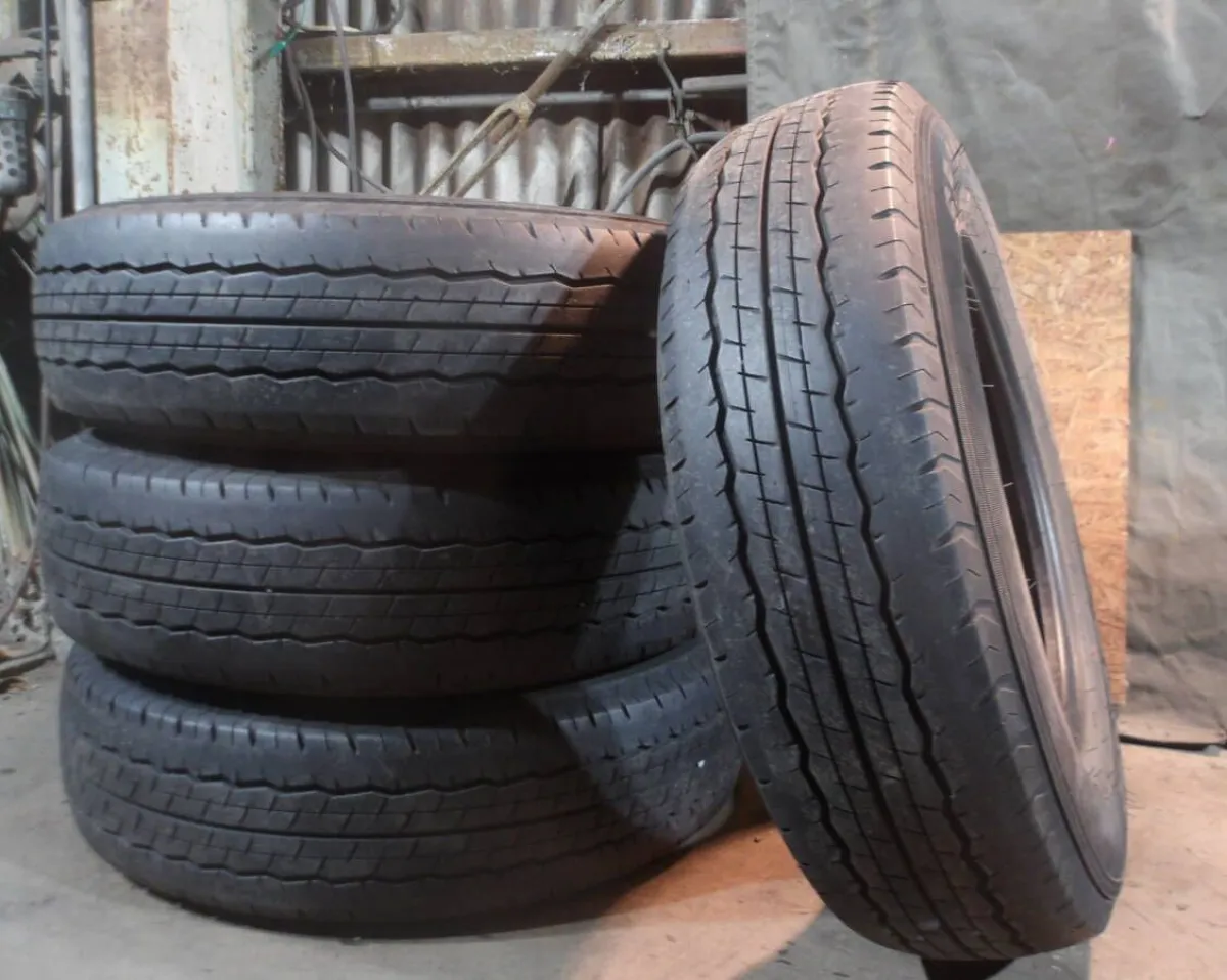 Aduana de Santo Tomé subastará neumáticos fuera de uso para reciclado el 18 de junio