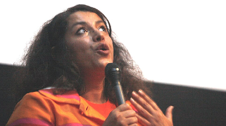 Muere "de tristeza" a los 56 años Marjane Satrapi, la novelista gráfica y cineasta franco-iraní de "Persépolis"
