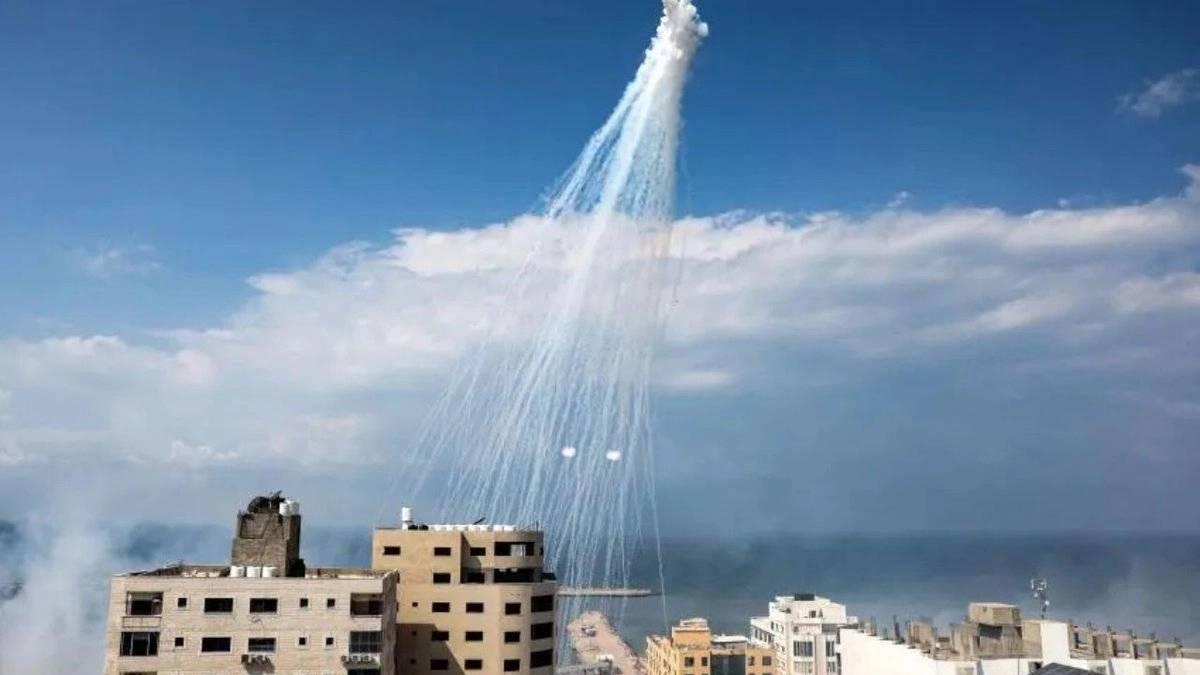 Israel usa fósforo blanco en zonas pobladas de Líbano; el arma es ilegal en 126 países