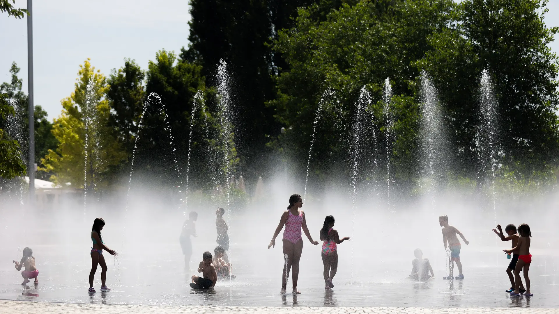 'Un verano de cuidado': Sanidad activa su plan contra el calor extremo, que considera "una amenaza para la seguridad pública"