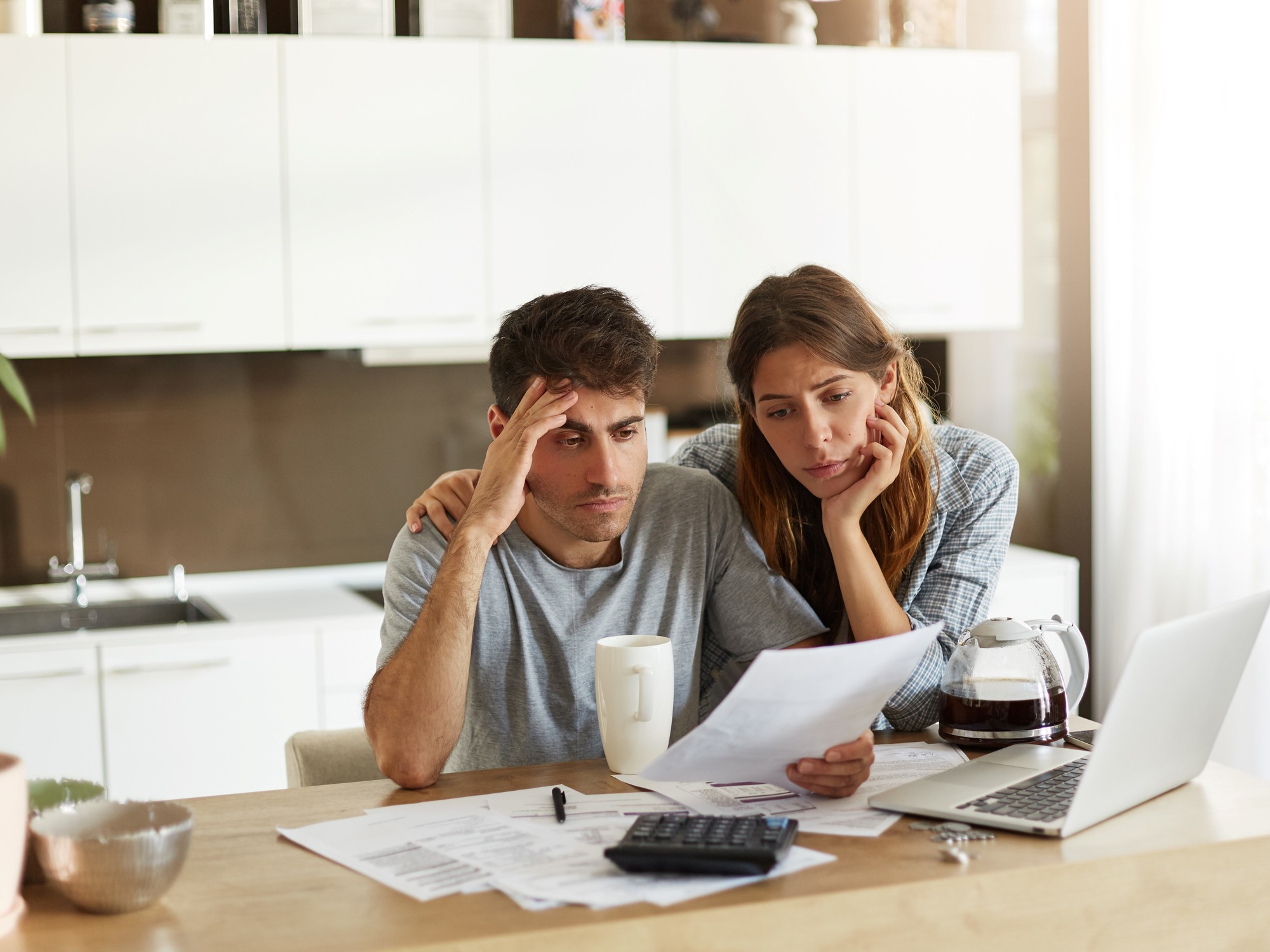 Familias endeudadas: la mora lleva 19 meses de suba y pese a los "rescates" de los bancos aún no se ve un alivio