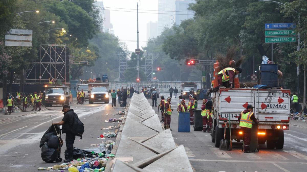 Montones de basura, trasnochados, trabajadores de limpia; así el día después de la victoria del TRI