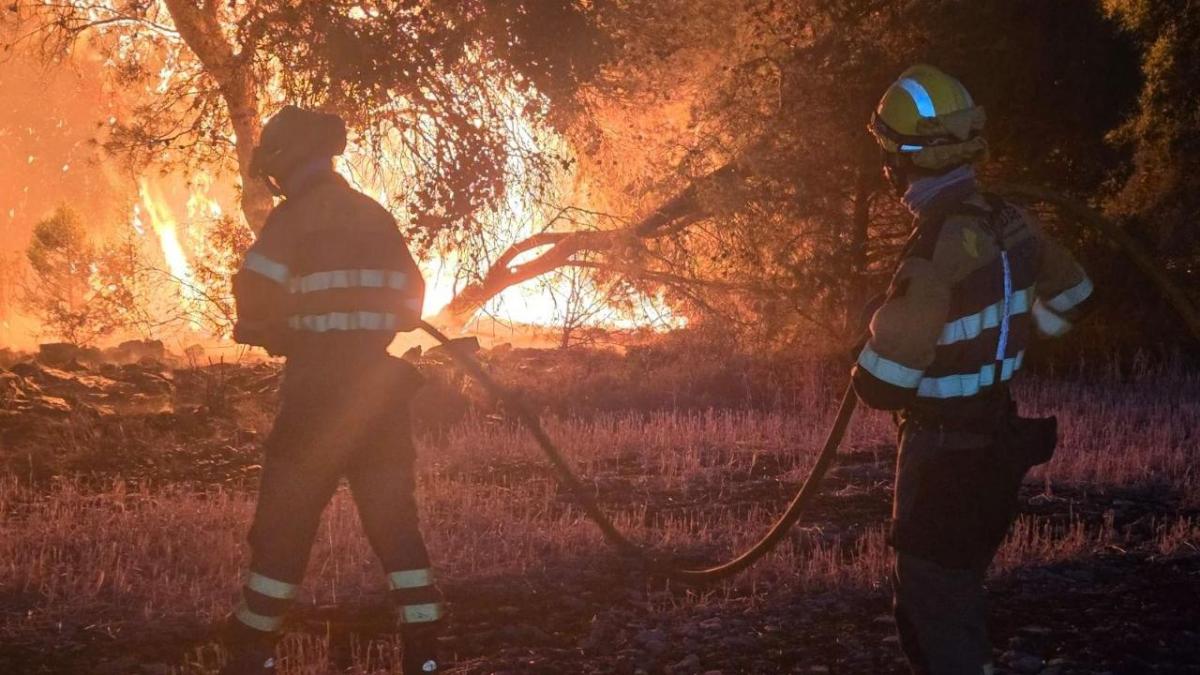 Evolución "favorable" del incendio en Leciñena tras quemar 2.200 hectáreas