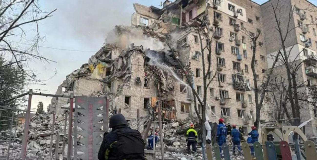 Rusia lanzó una nueva ofensiva con misiles y drones sobre Kiev: al menos 13 muertos