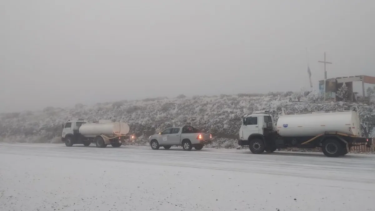 Advierten hielo, niebla y una ruta intransitable por la ola polar en San Juan