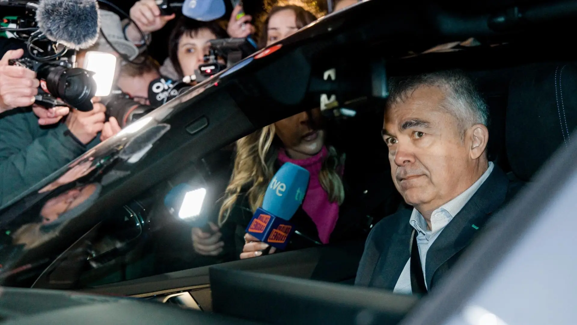 Radiografía del libro de Cerdán: la foto con Puigdemont, "el arquitecto" y Soto del Real