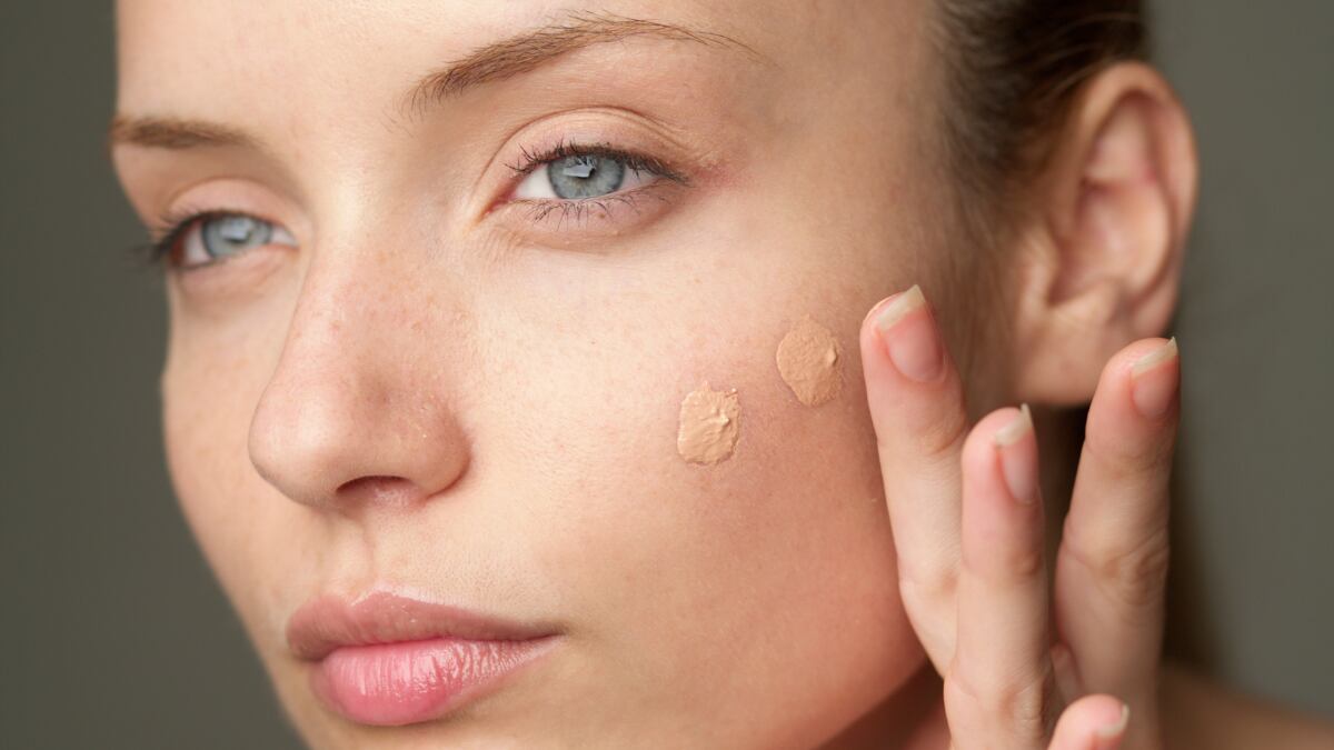 5 alternativas 'low-cost' al maquillaje de alta gama con resultados casi idénticos