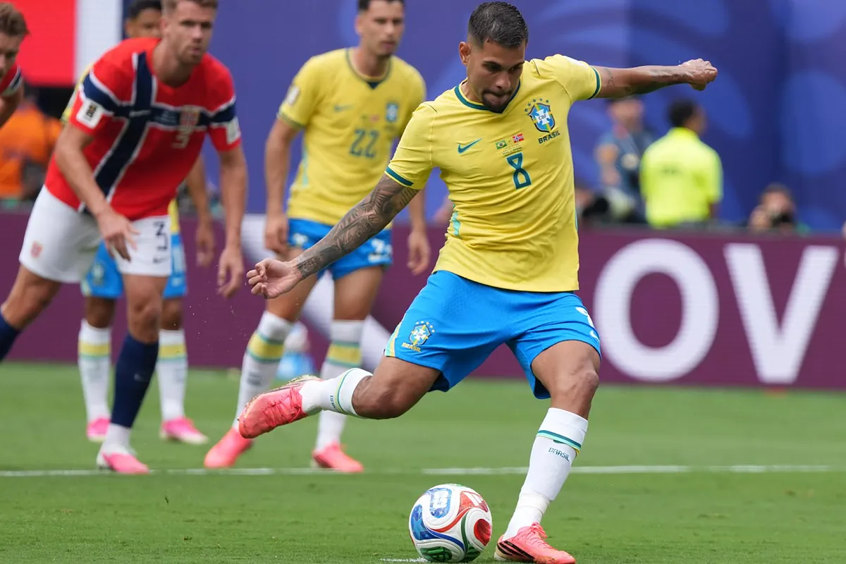 El penalti que Brasil falla contra Noruega y que pudo haber cambiado el resultado del partido