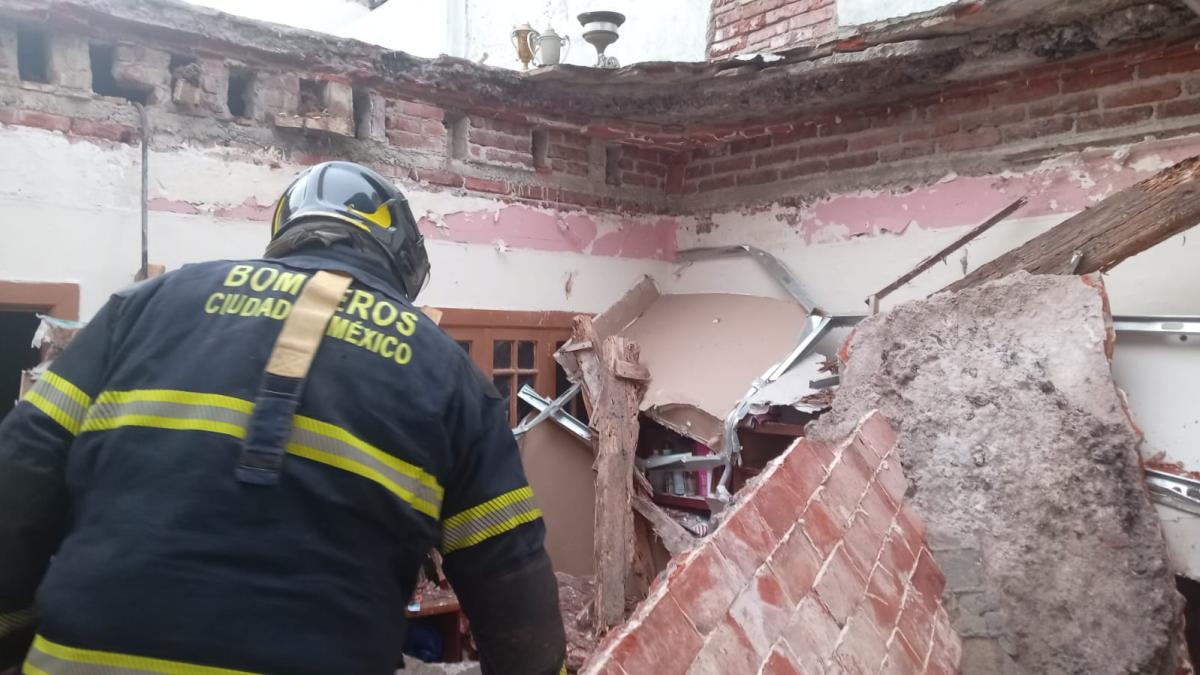 Se desploma losa en vivienda de la colonia Álamos