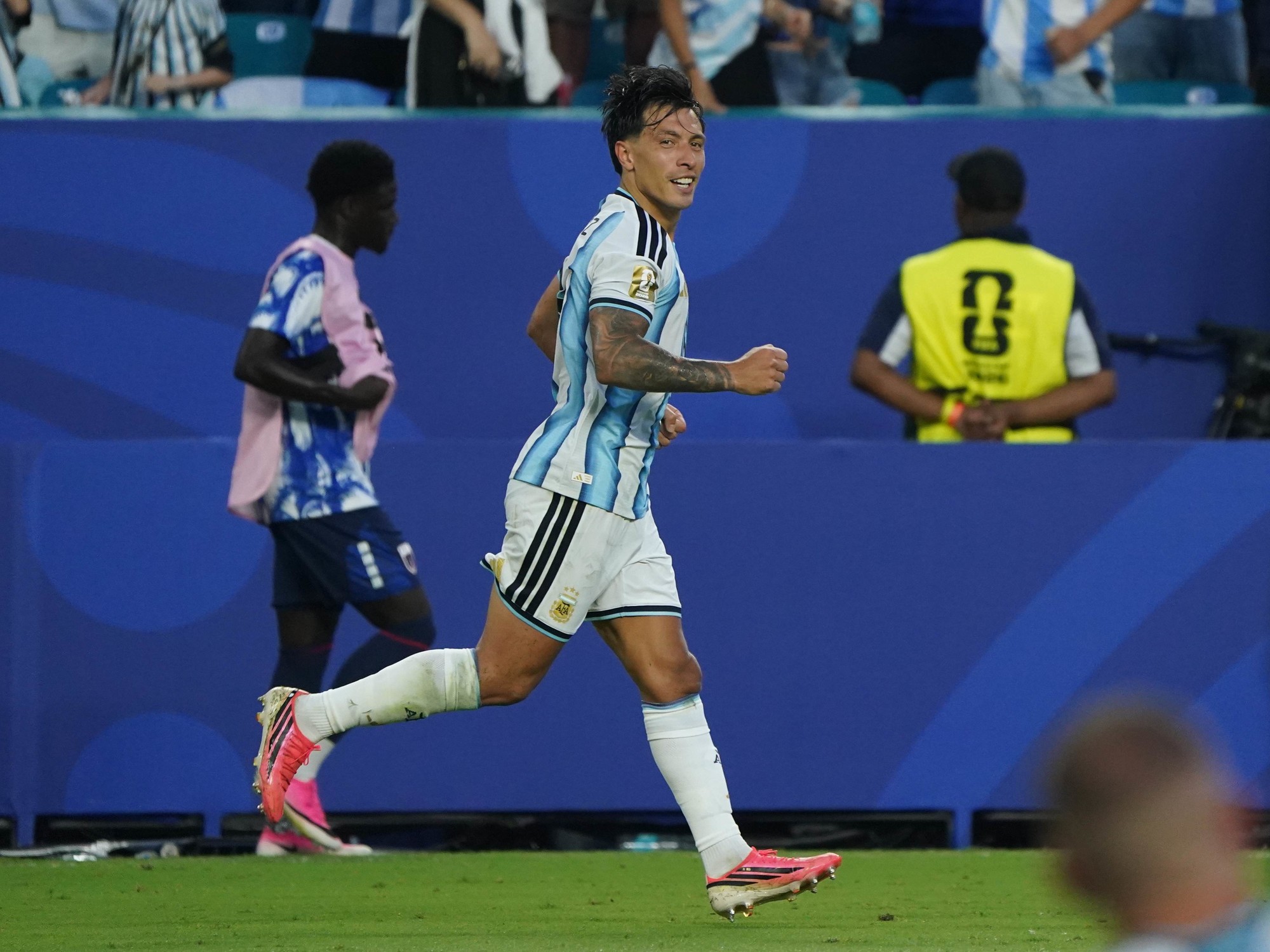 Lisandro Martínez, del palo santo de Qatar 20222 al agua bendita del Mundial 2026: "Los hinchas deben estar muy orgullosos de la Selección"