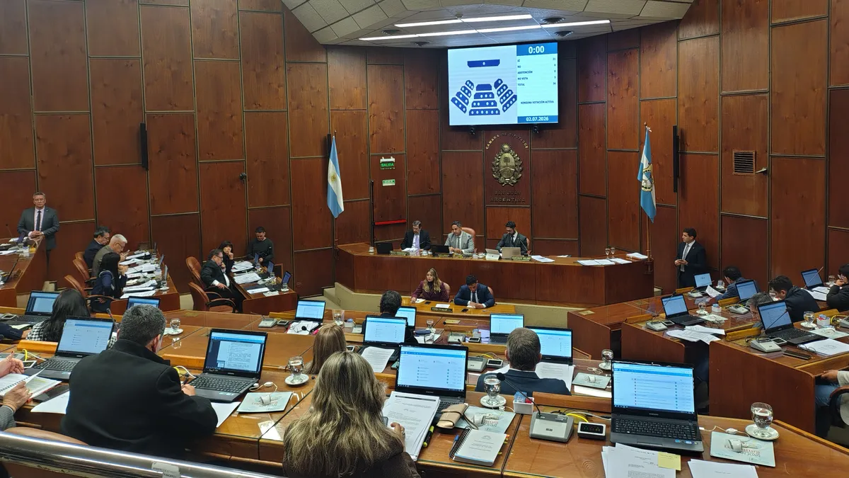 Diputados aprobó la Ley de Desarrollo Minero por amplia mayoría: orreguistas, aliados y hasta peronistas votaron a favor