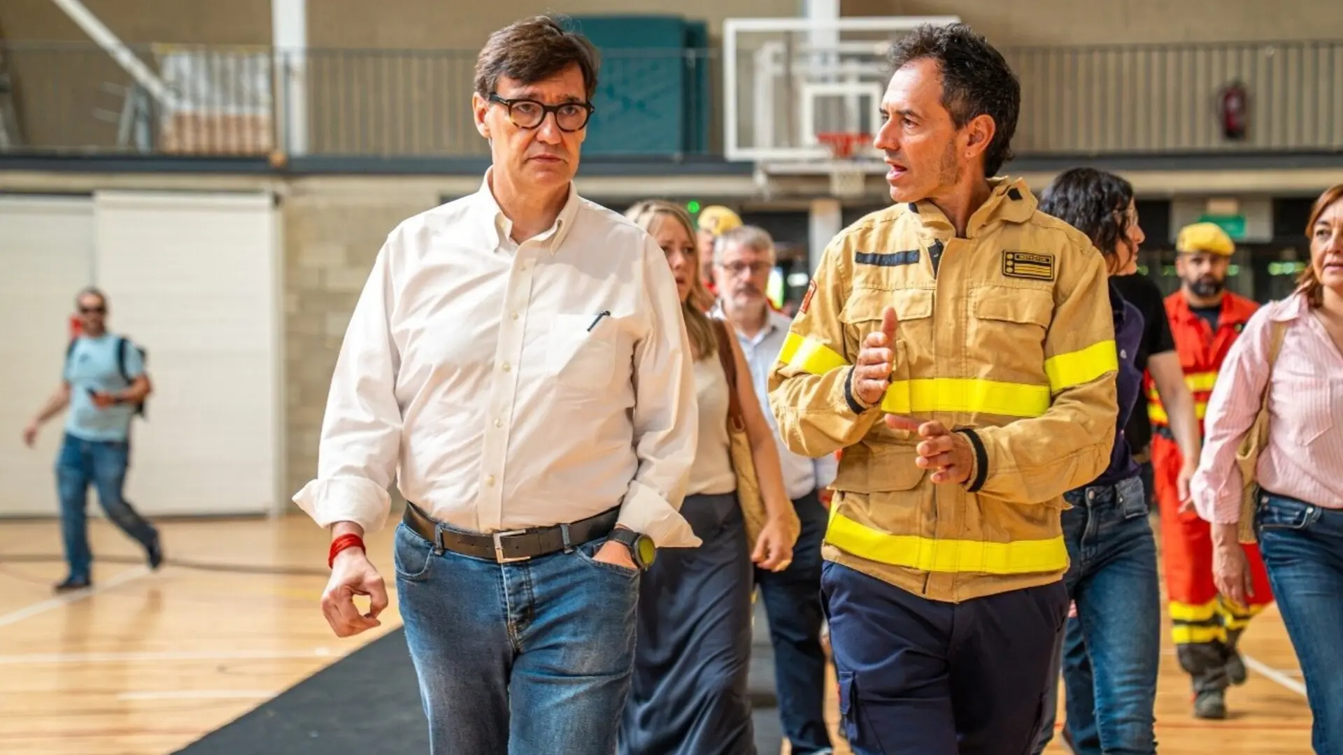 Illa anuncia ayudas para la gestión de los bosques tras los incendios: "Hay que cambiar la mentalidad"