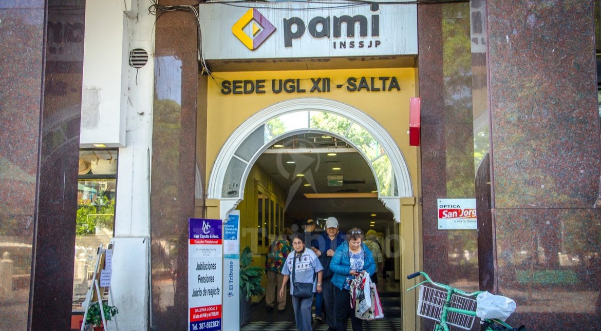 Crecen las quejas contra el PAMI: demoras y ambulancias sin llegar
