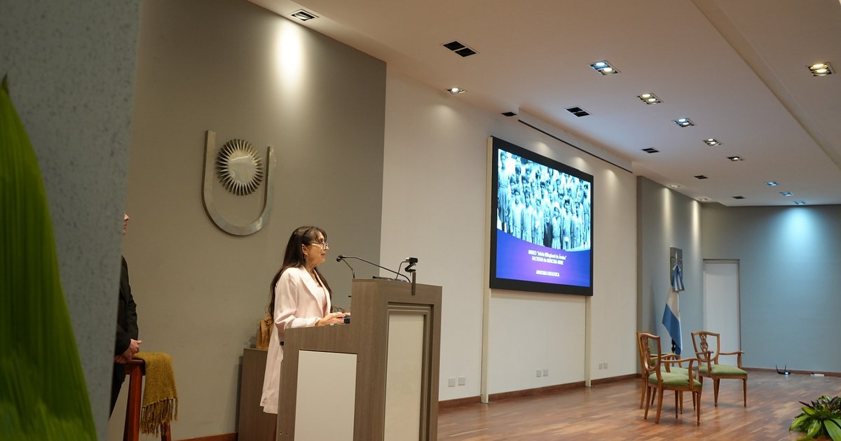 La Facultad de Medicina realizó la 2° Jornada Noche de Museo: Anatomía Patológica