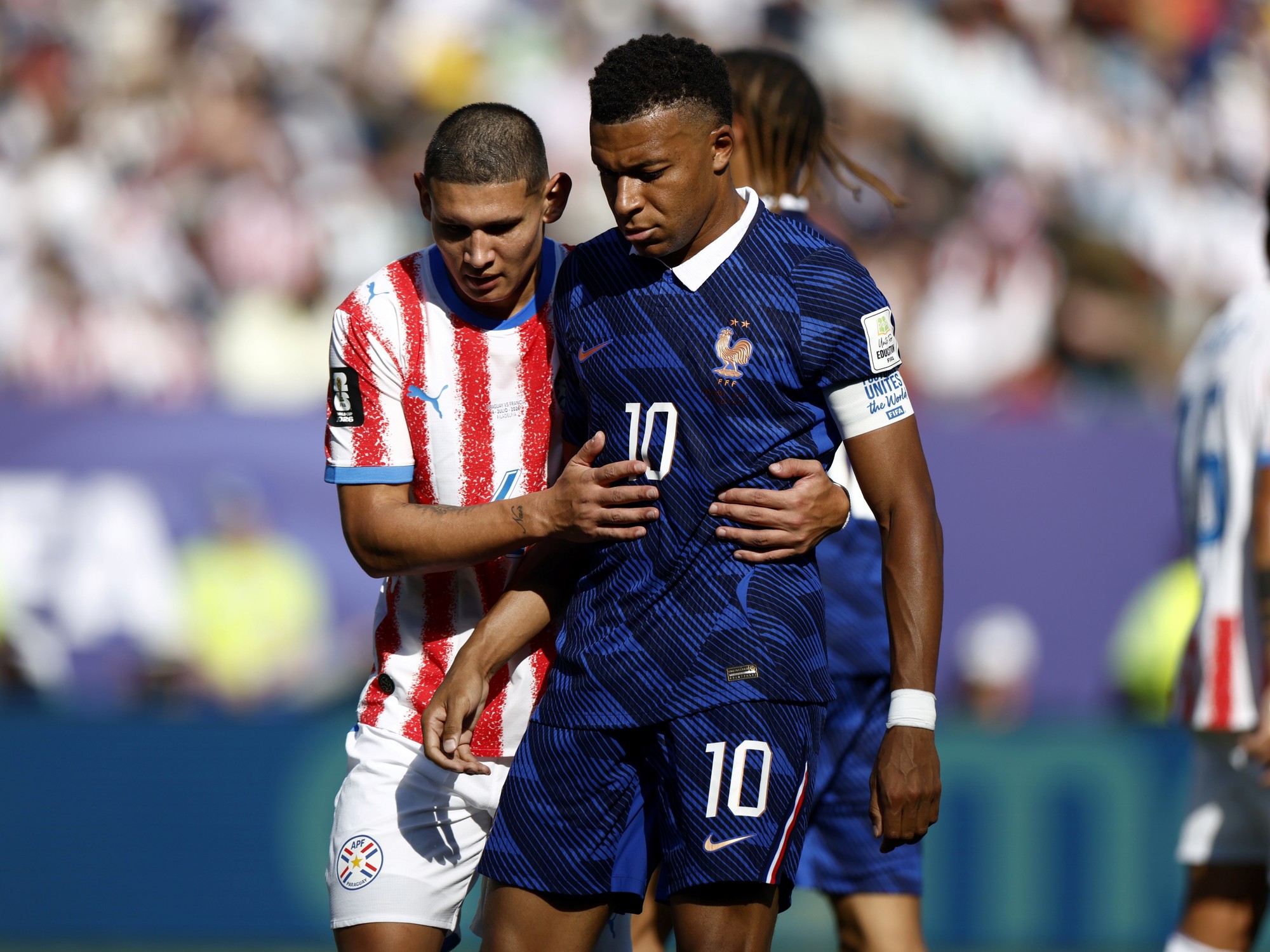 Los memes de Francia vs Paraguay: el insulto de Mbappé, las orejas de Cáceres como la Champions League y las utopías imposibles de Alfaro