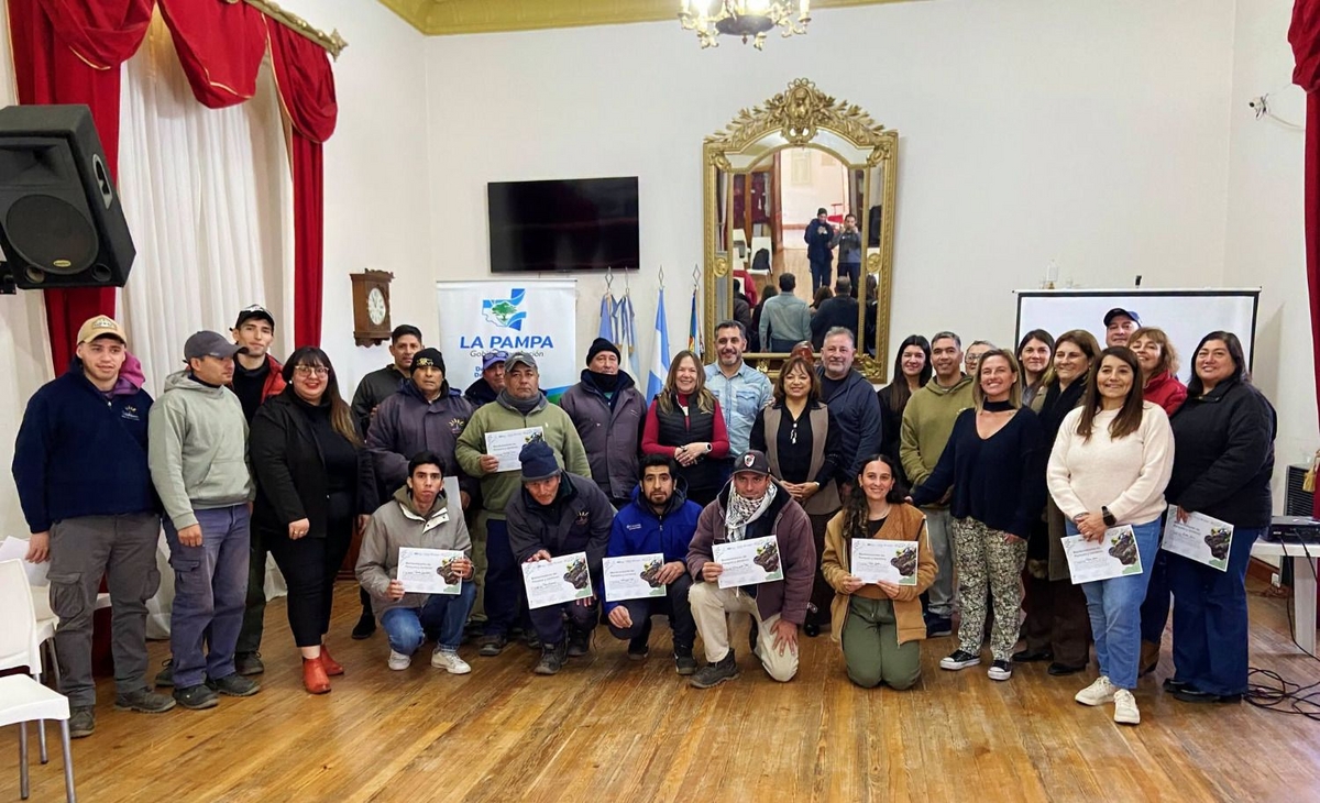Finalizó curso de Mantenimiento de Parques y Jardines