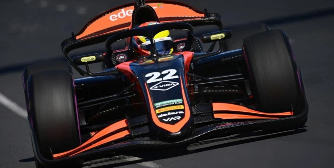 Varrone mostró potencial, pero la mejora de la pista lo relegó al 19° puesto en Silverstone