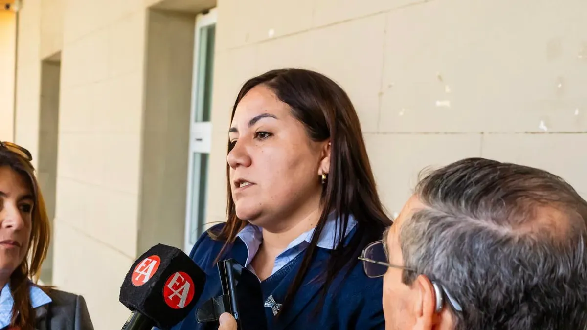 Carrizo por el banco de medicamentos: "El verdadero debate es por qué el Estado no garantiza el derecho a la salud"