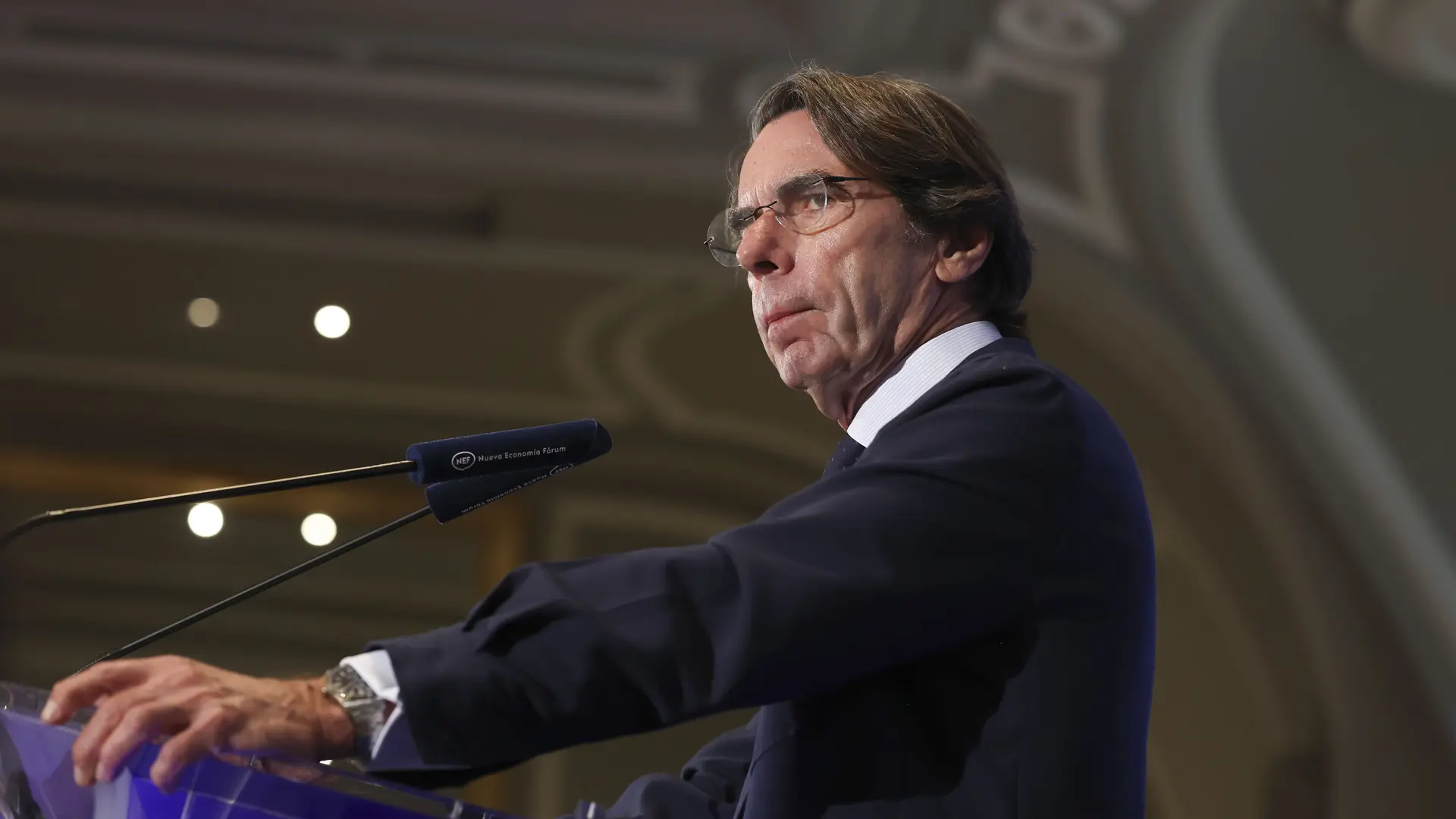 Aznar pide al PP aunar una "mayoría nacional" para "derribar el muro" de Sánchez: "Nos jugamos un cambio de sistema"