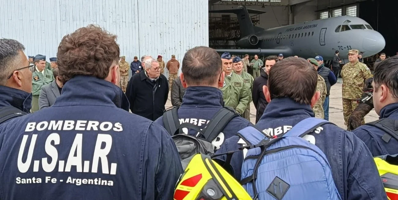 Rescatistas de Santa Fe viajaron a Venezuela con ocho toneladas de equipos para asistir tras los terremotos