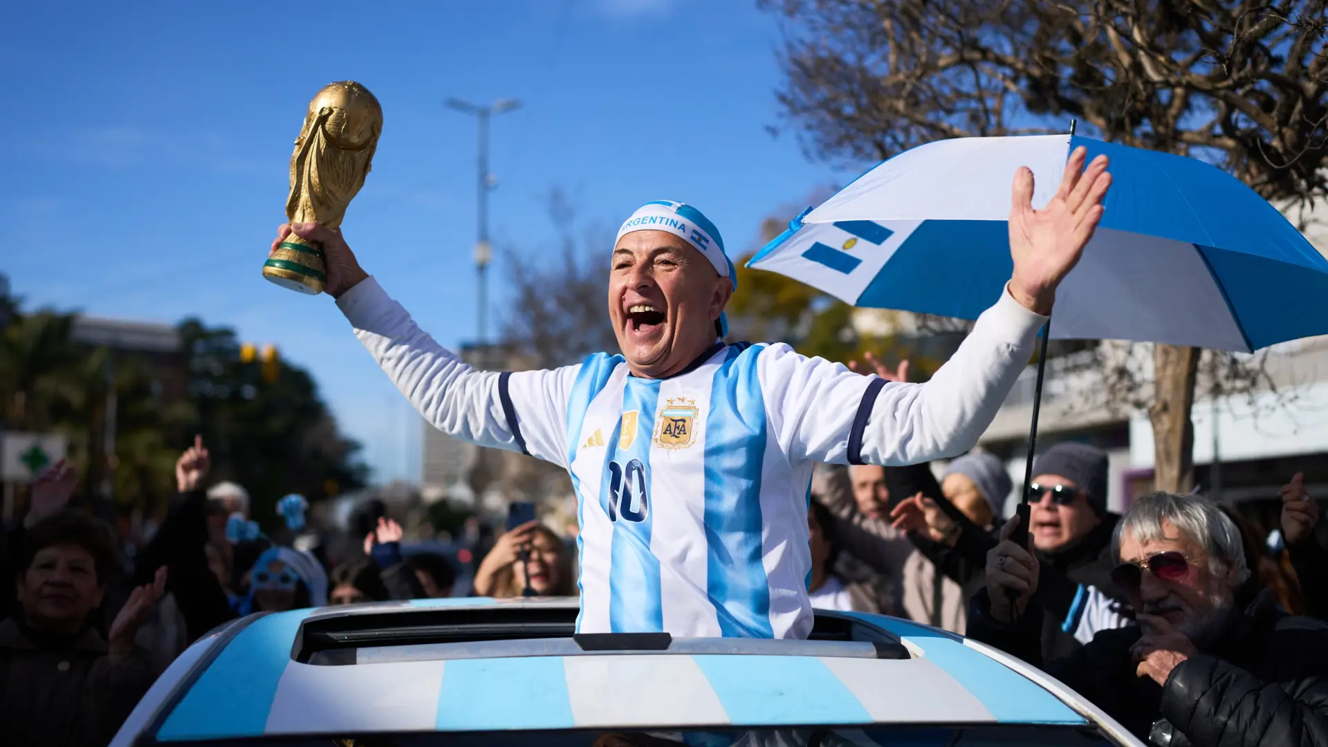 Los goles de Messi ilusionan a los argentinos, que sueñan con la cuarta estrella: "Aquí el Mundial es más que un evento, es una gran pasión"