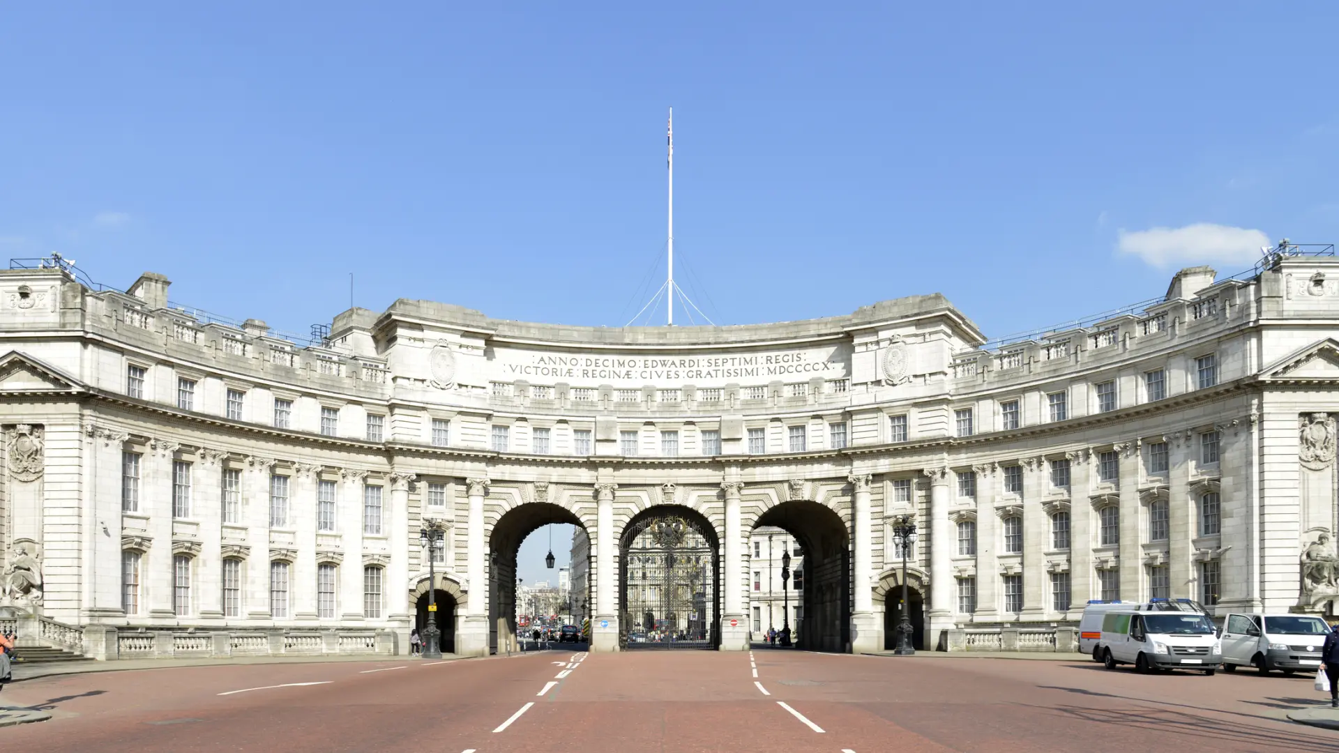 El increíble hotel de lujo abrirá este otoño en uno de los monumentos más icónicos de Londres