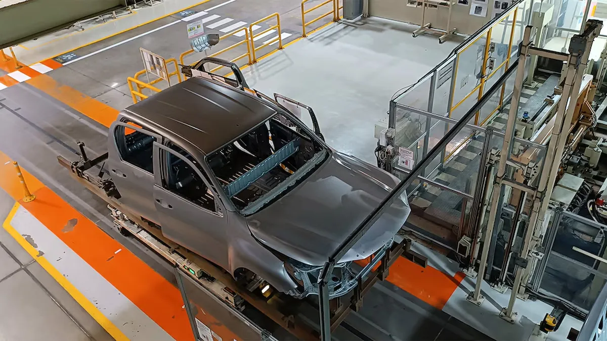 Durante el primer semestre cayeron la producción y las exportaciones automotrices